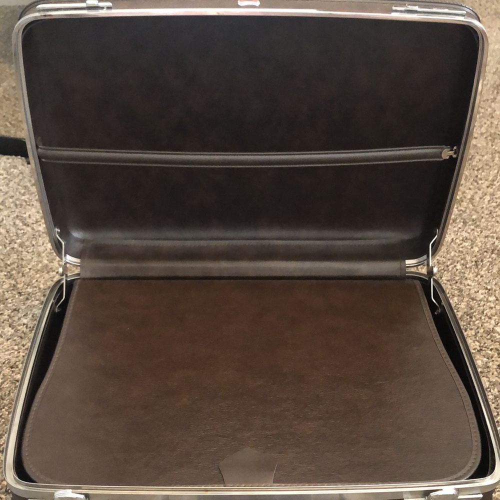 American Tourister Briefcase, Excellent Condition, Br… Gem